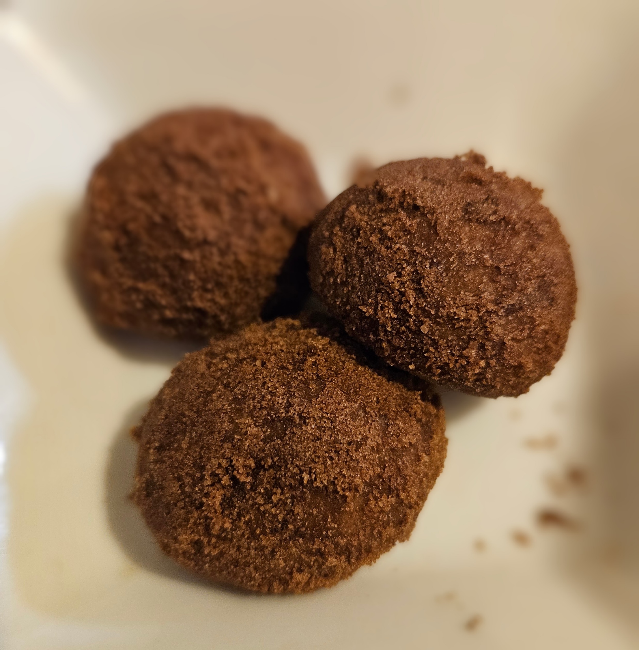 自然栽培米イセヒカリの米粉スノーボール　ココア